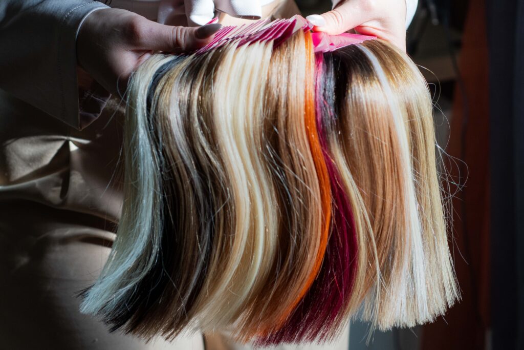 colores y tipos de cabello para pelucas